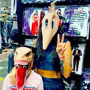 Meet your Posher, Candice